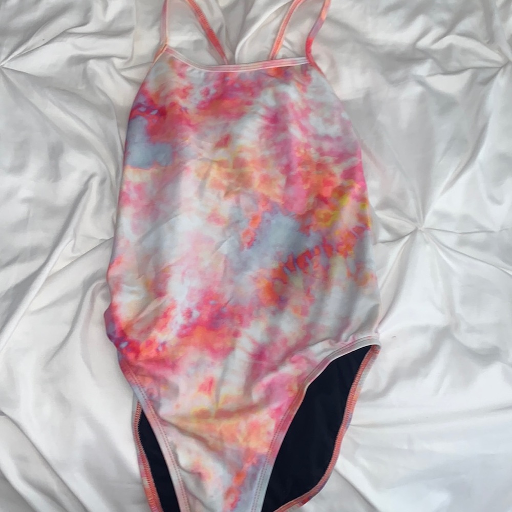 Jolyn Jackson 4 Tie-Back Onsie